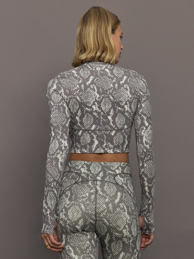 aSMC TruePurpose Training Longsleeve Crop - Almond Milk-Smc/Charcoal