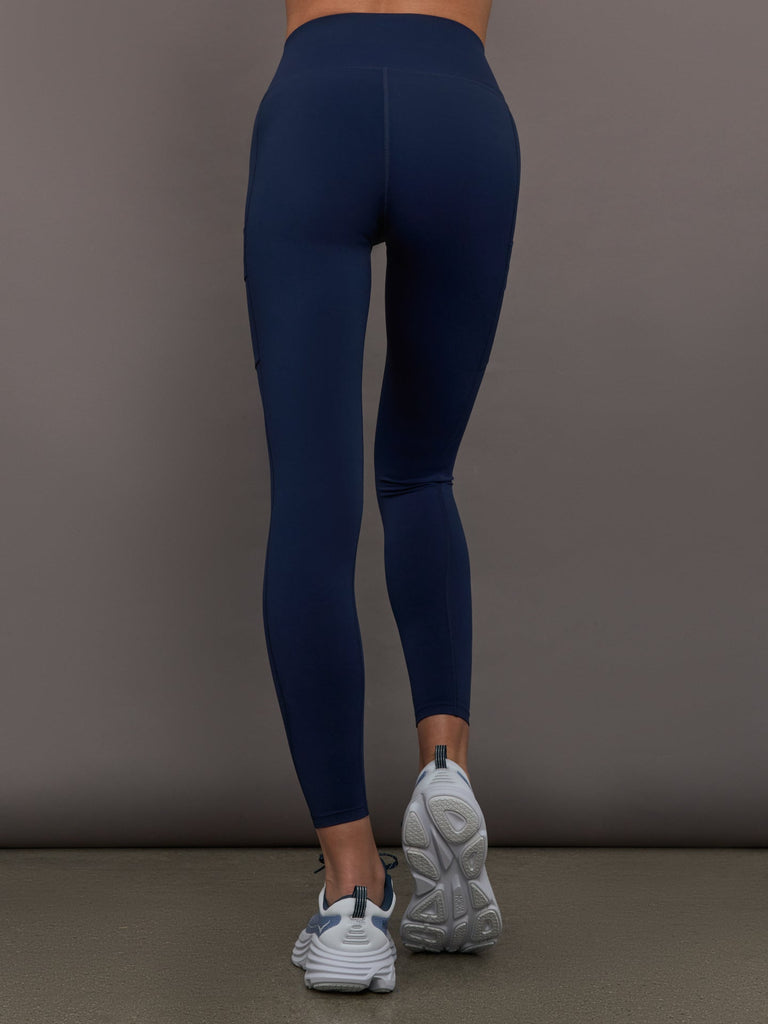 High Rise Pocket Legging in Diamond Compression - Navy