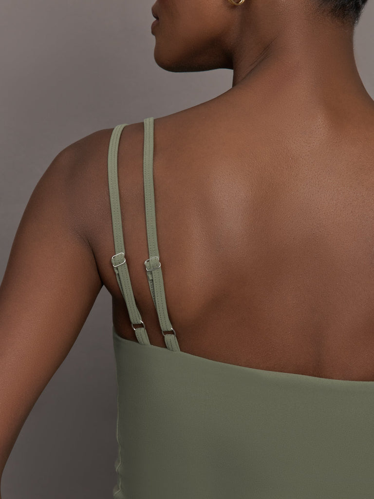 V-Neck Tank in Melt - Moss