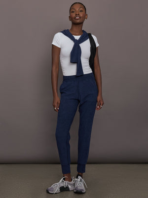 Jogger in Soft Luxe - Heather Navy Blazer